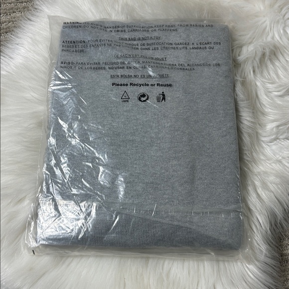 Tommy Bahama Gray  Marlin Luxe Crew Neck Men's Sweater XXLB - Picture 6 of 9